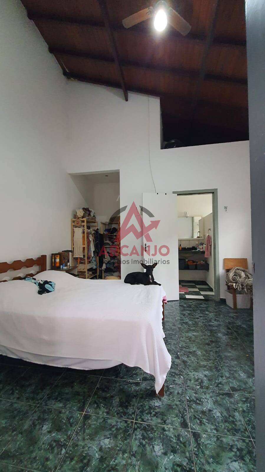 Casa à venda com 2 quartos, 150m² - Foto 10