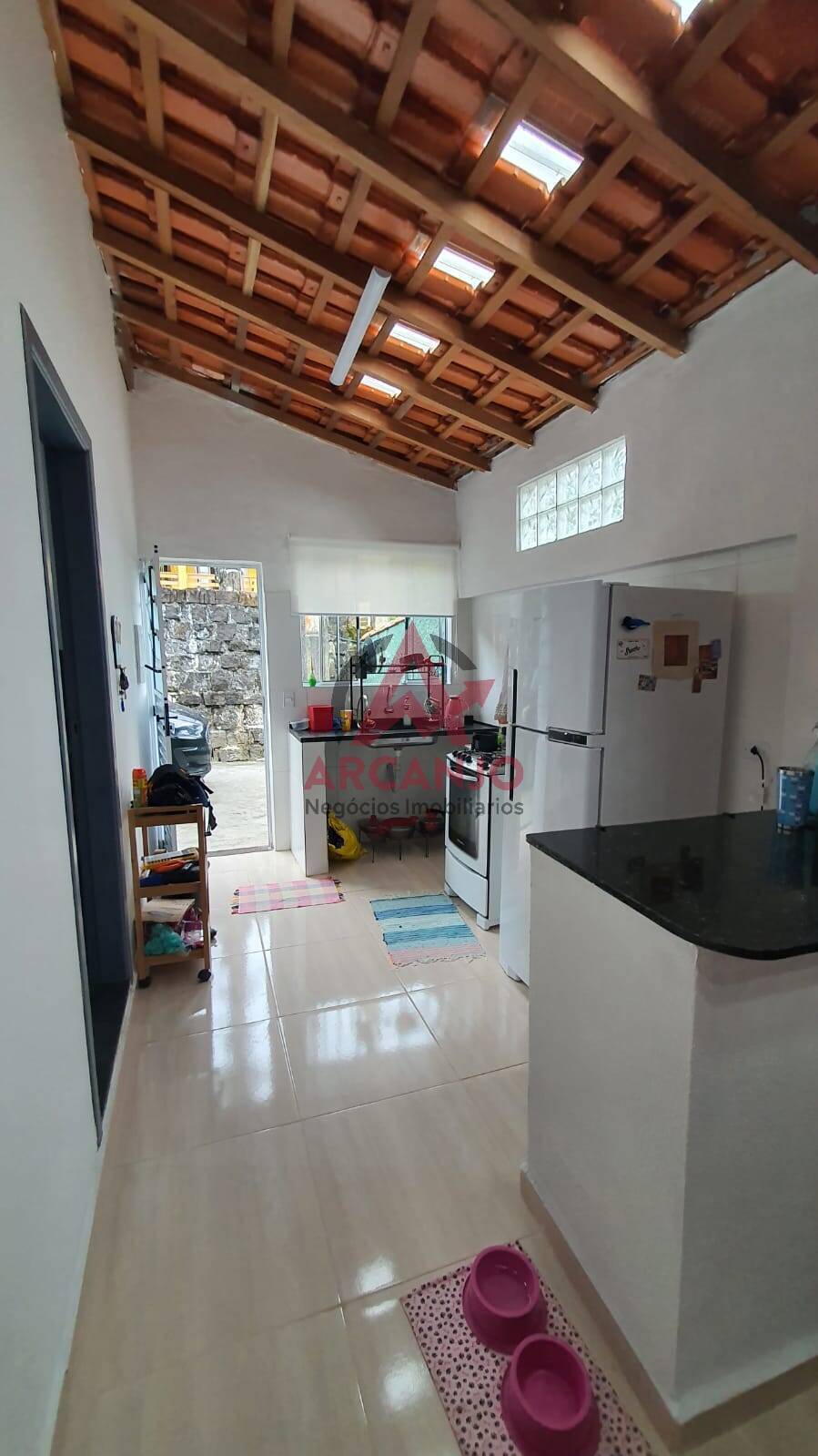 Casa à venda com 2 quartos, 150m² - Foto 13