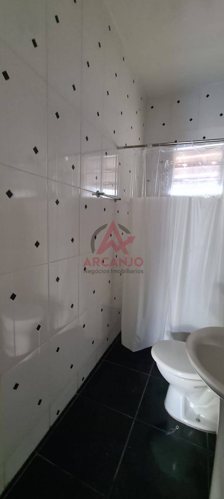 Casa para alugar com 2 quartos, 90m² - Foto 13