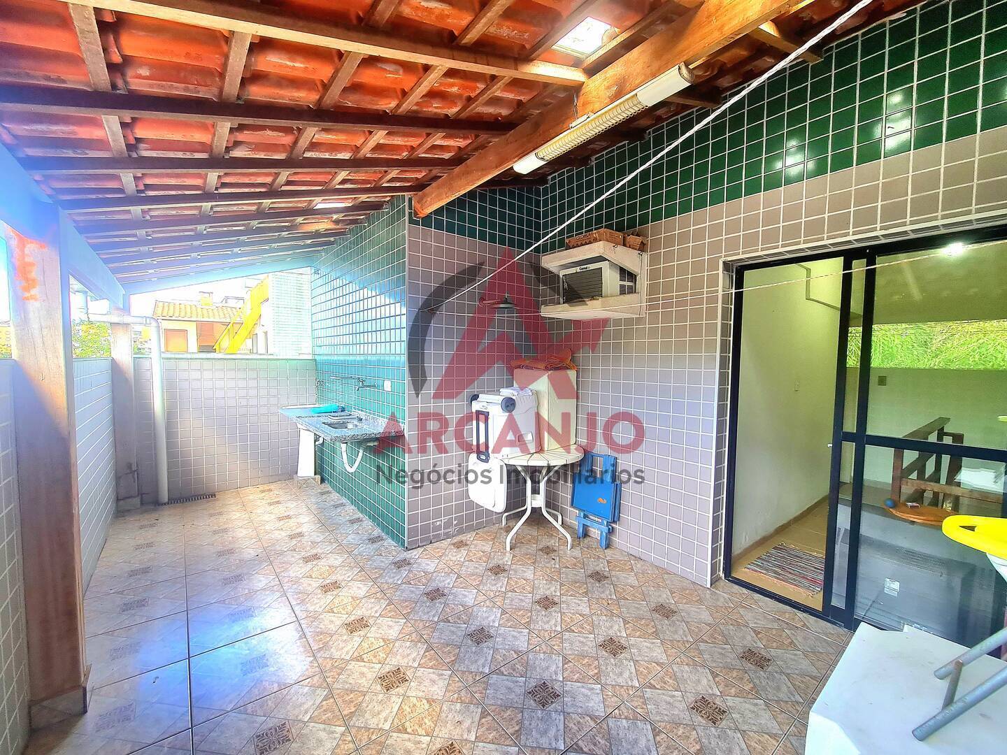 Cobertura à venda com 2 quartos, 100m² - Foto 17