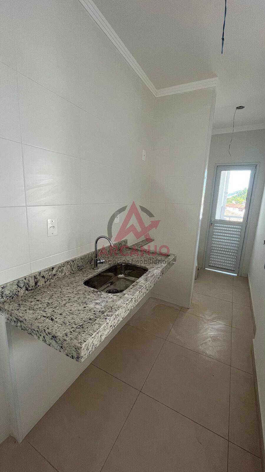 Apartamento à venda com 3 quartos, 193m² - Foto 6