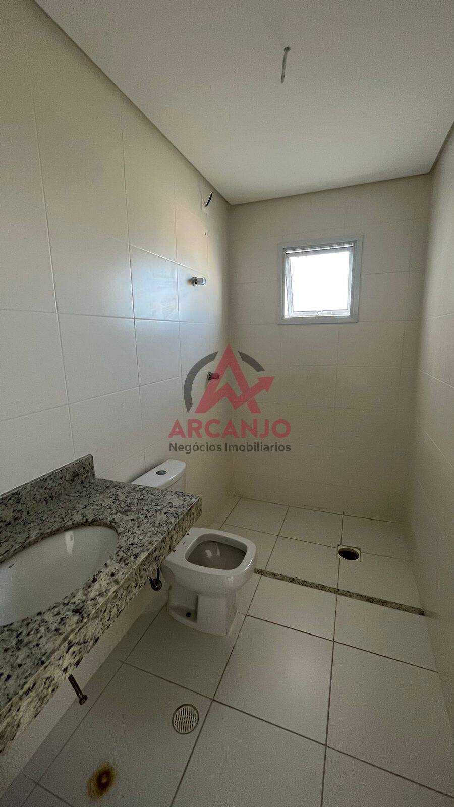 Apartamento à venda com 3 quartos, 190m² - Foto 7