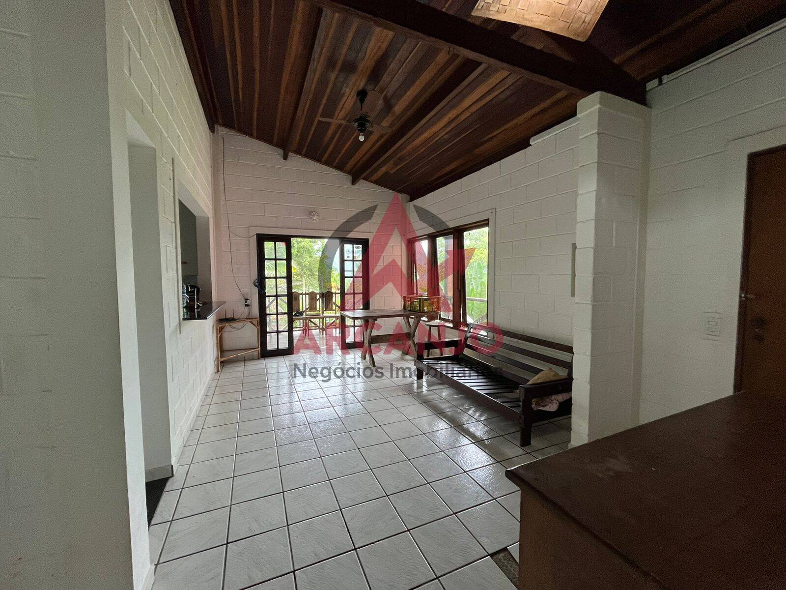 Casa à venda com 3 quartos, 360m² - Foto 18