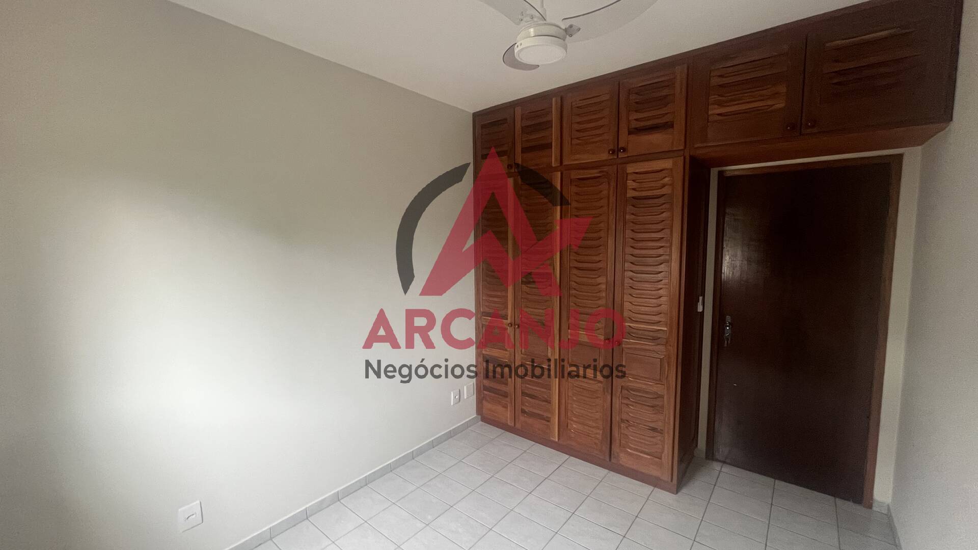 Apartamento à venda com 2 quartos, 87m² - Foto 12