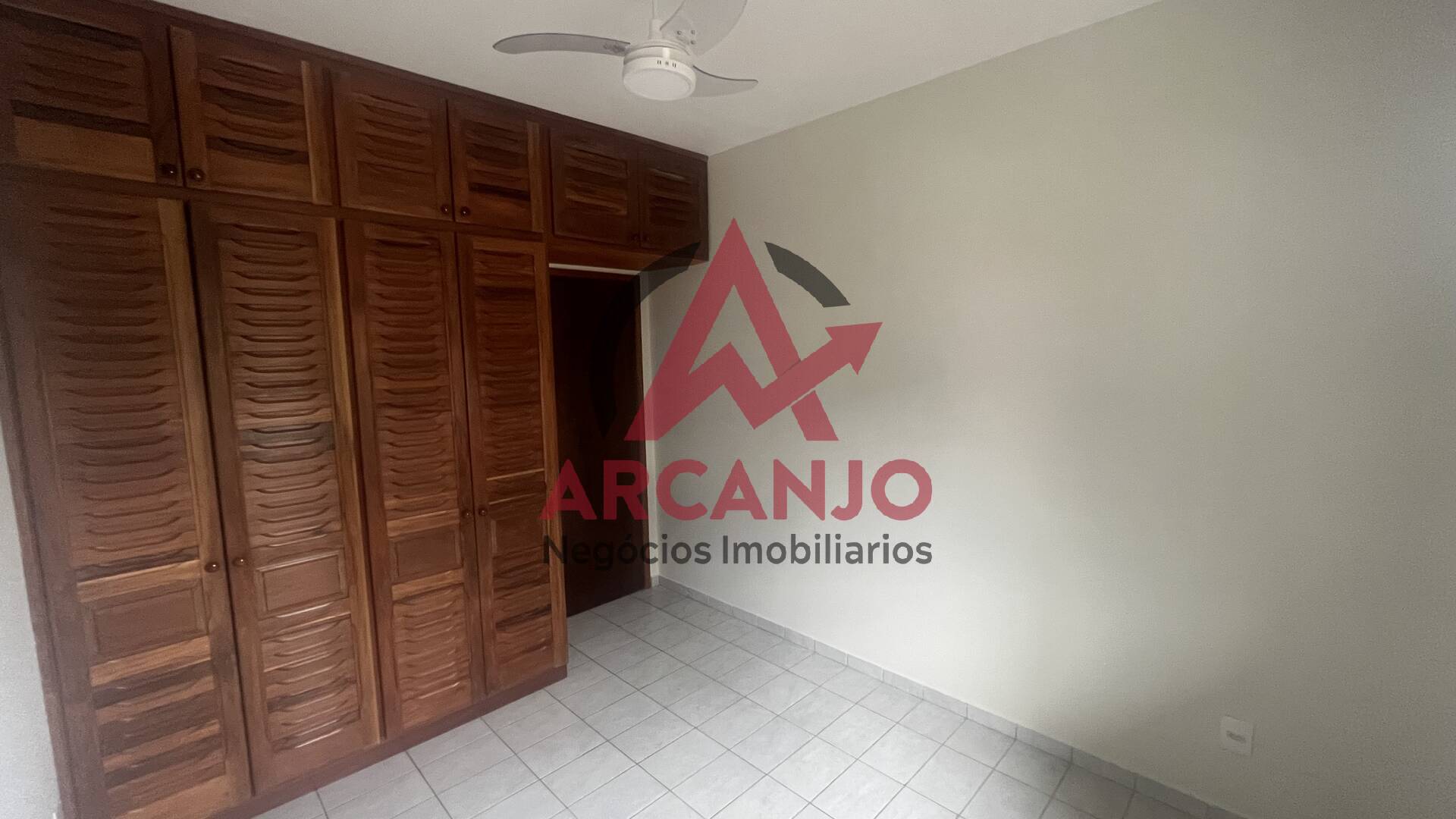 Apartamento à venda com 2 quartos, 87m² - Foto 13