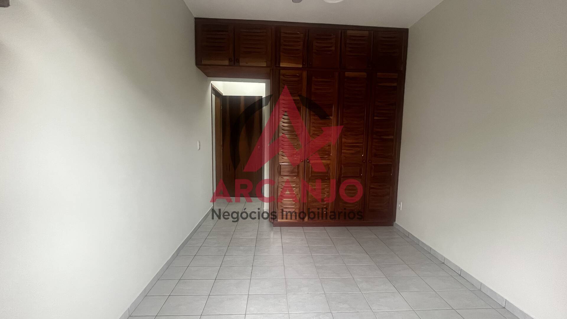 Apartamento à venda com 2 quartos, 87m² - Foto 15