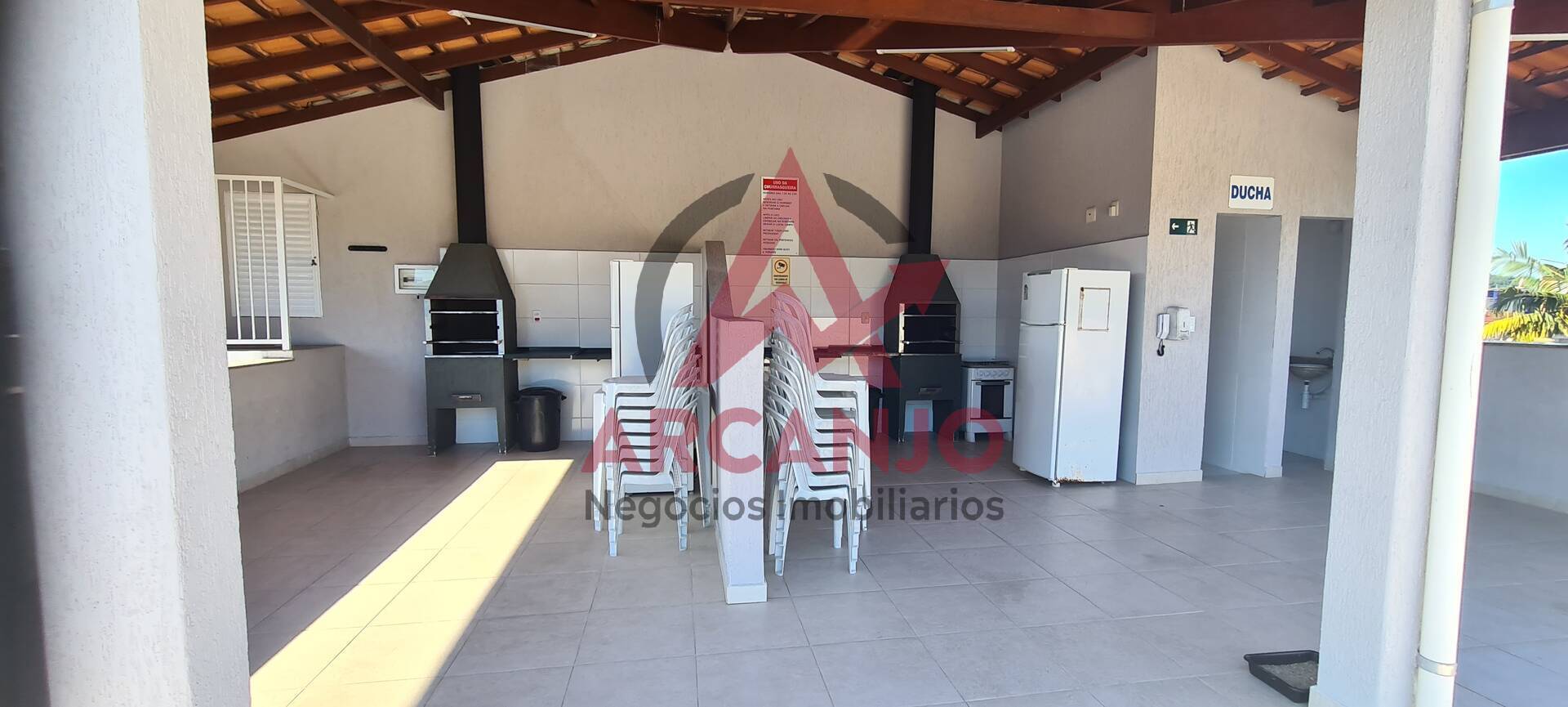 Apartamento à venda com 2 quartos, 56m² - Foto 18