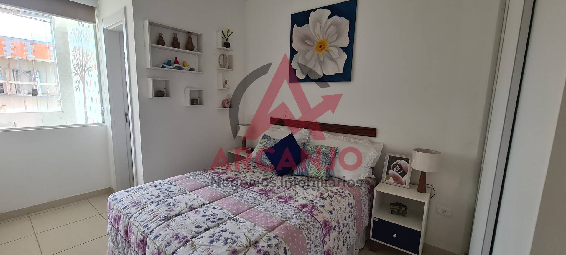 Apartamento à venda com 2 quartos, 70m² - Foto 12