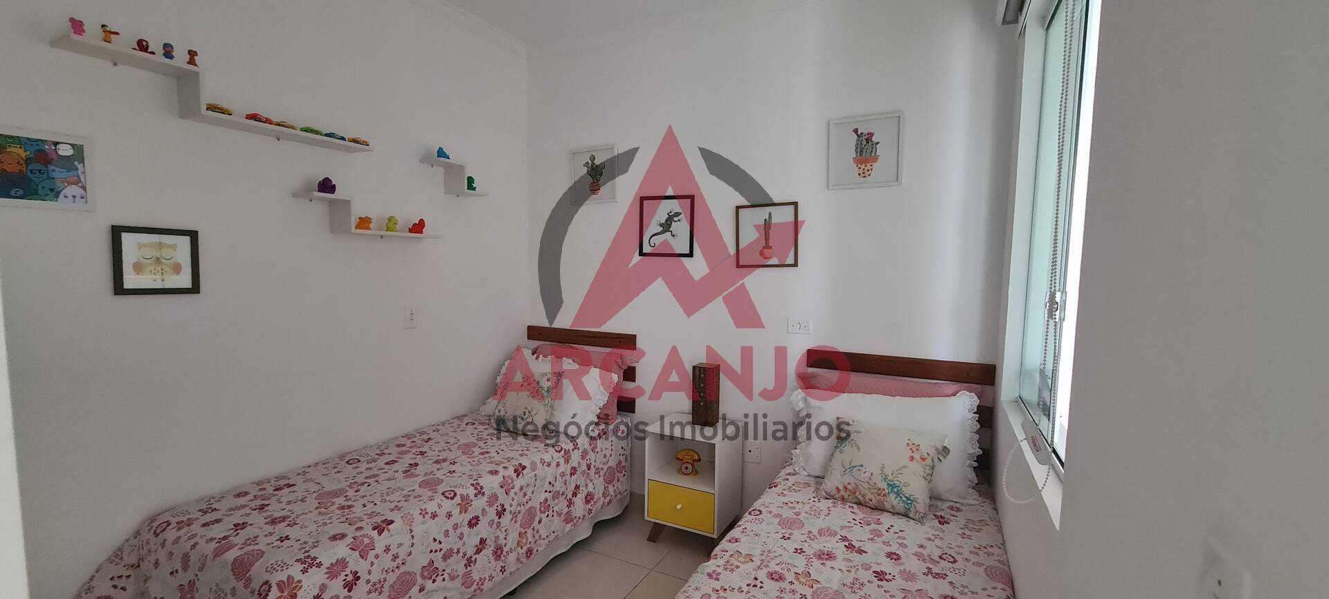 Apartamento à venda com 2 quartos, 70m² - Foto 13