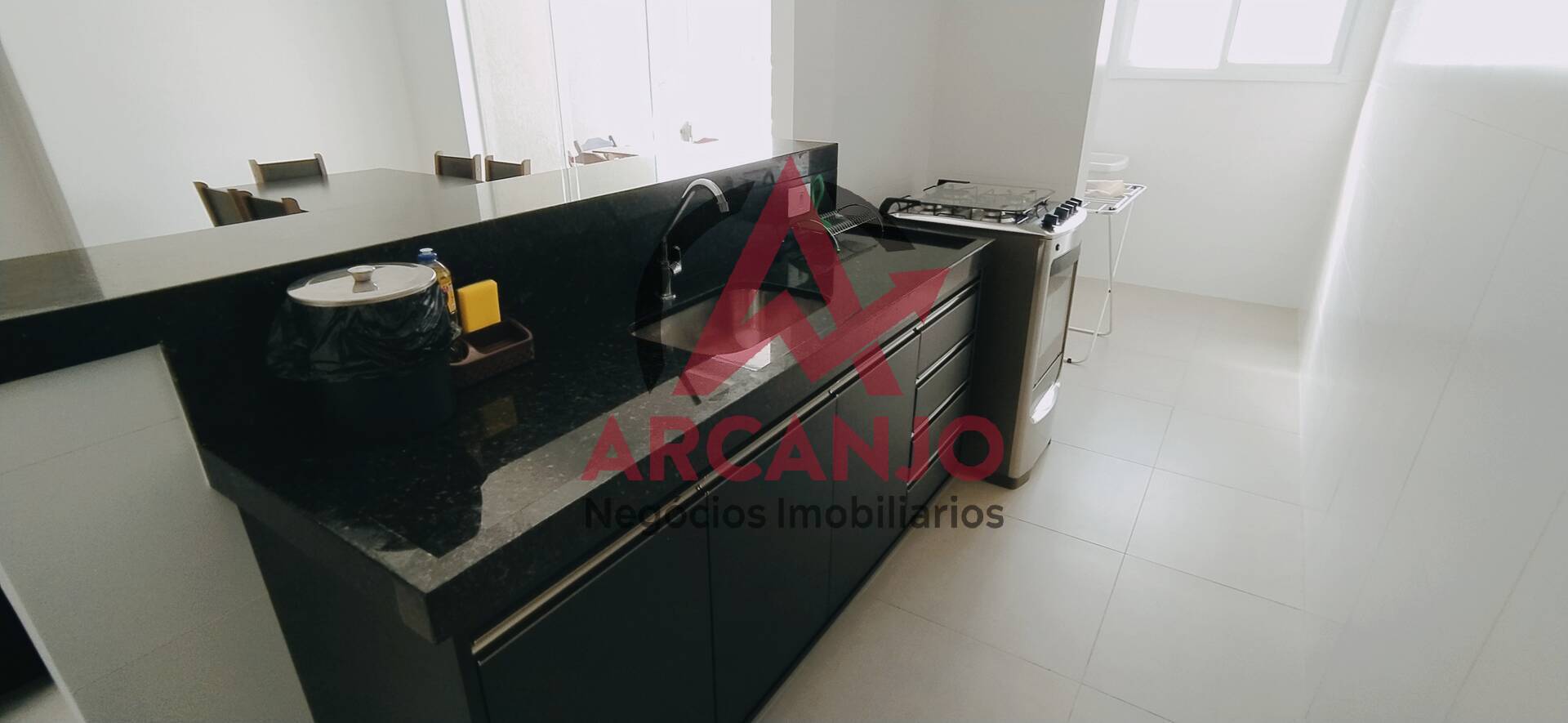 Apartamento à venda com 2 quartos, 80m² - Foto 9