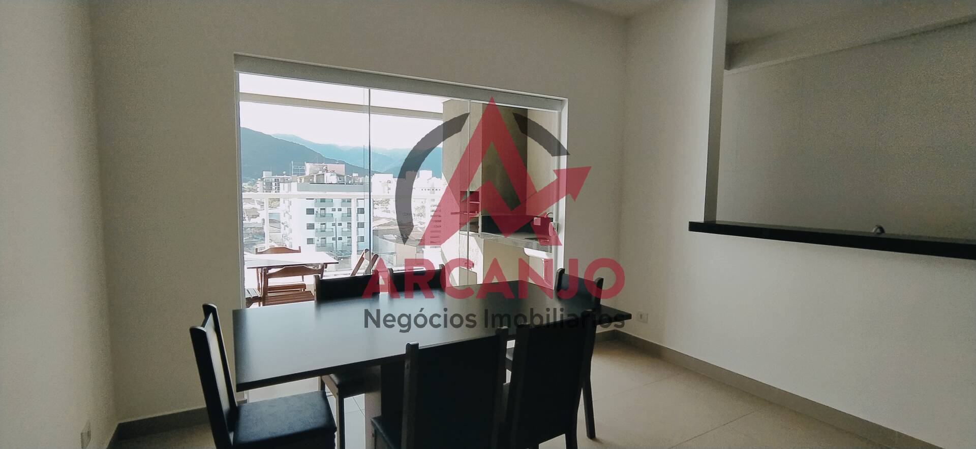 Apartamento à venda com 2 quartos, 80m² - Foto 1