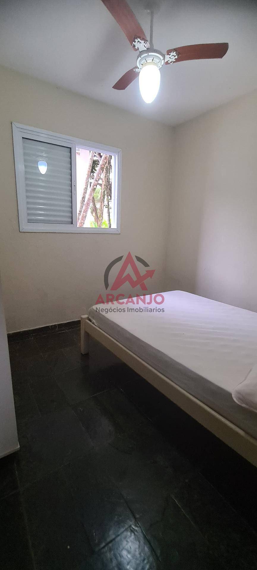 Apartamento para alugar com 2 quartos, 40m² - Foto 2