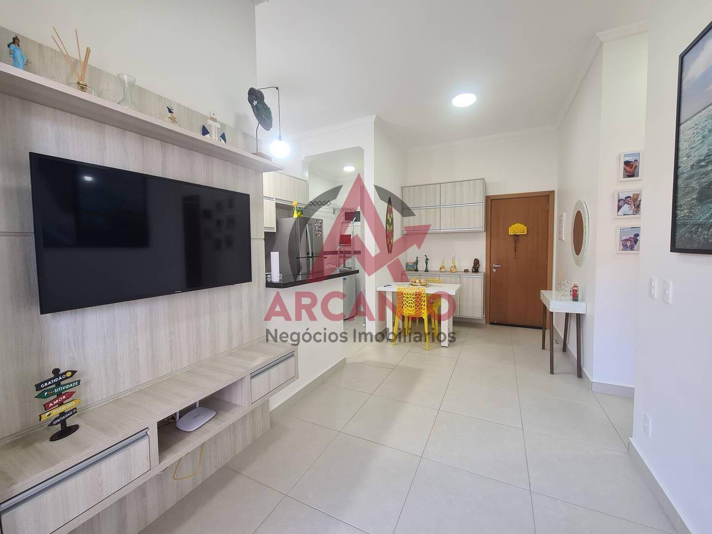 Apartamento à venda com 2 quartos, 58m² - Foto 1