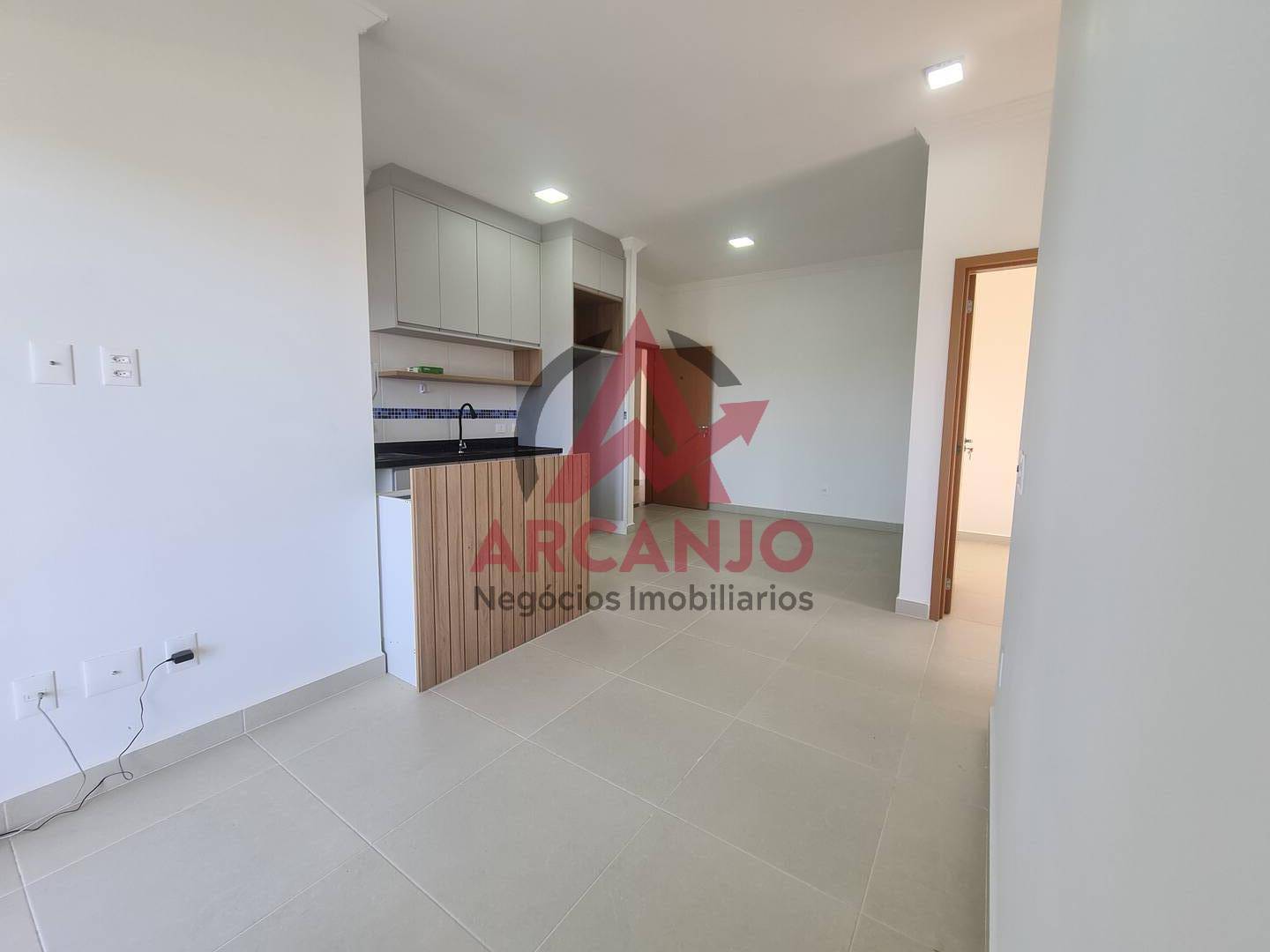 Apartamento à venda com 2 quartos, 61m² - Foto 4