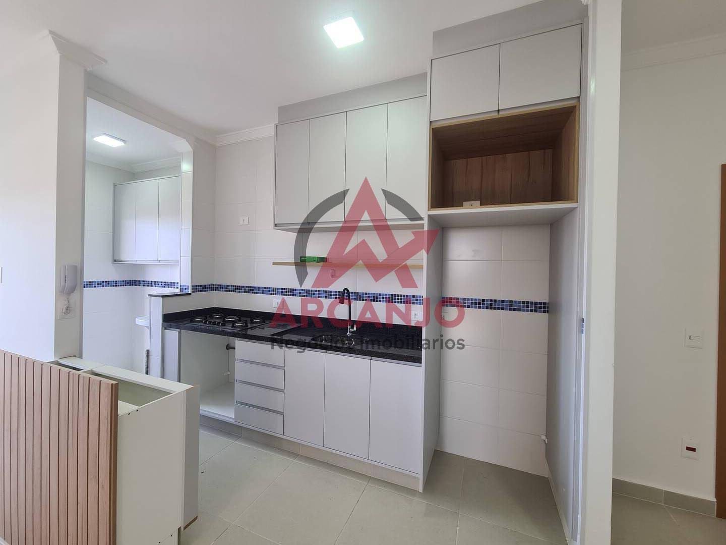 Apartamento à venda com 2 quartos, 61m² - Foto 6