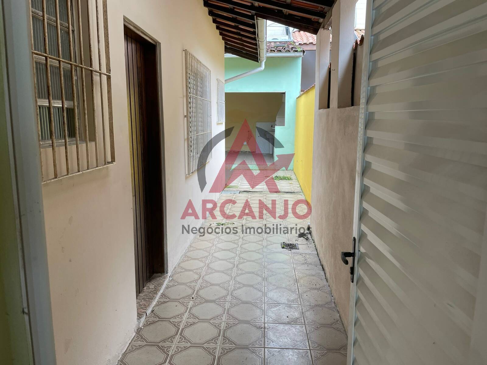 Casa à venda com 3 quartos, 120m² - Foto 11