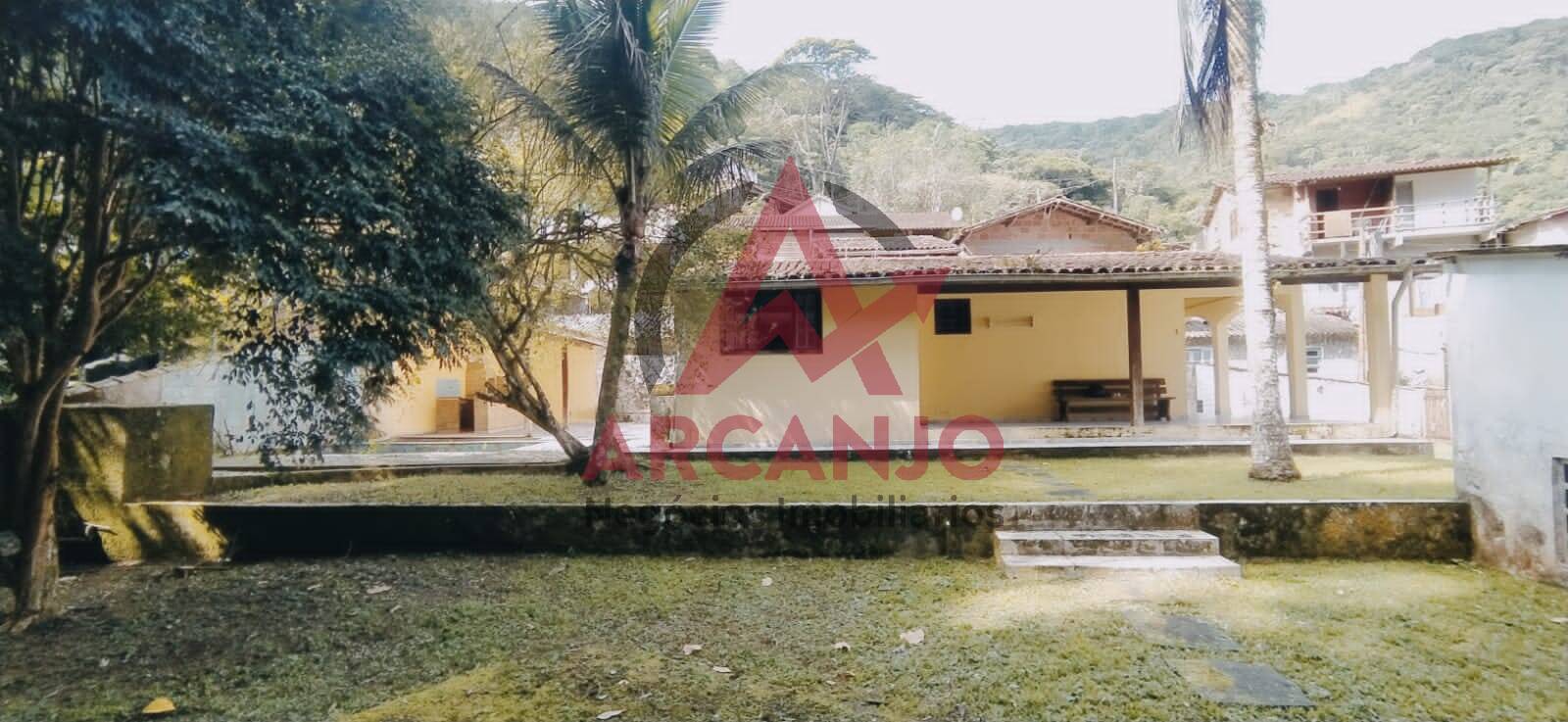 Casa à venda com 2 quartos, 130m² - Foto 4