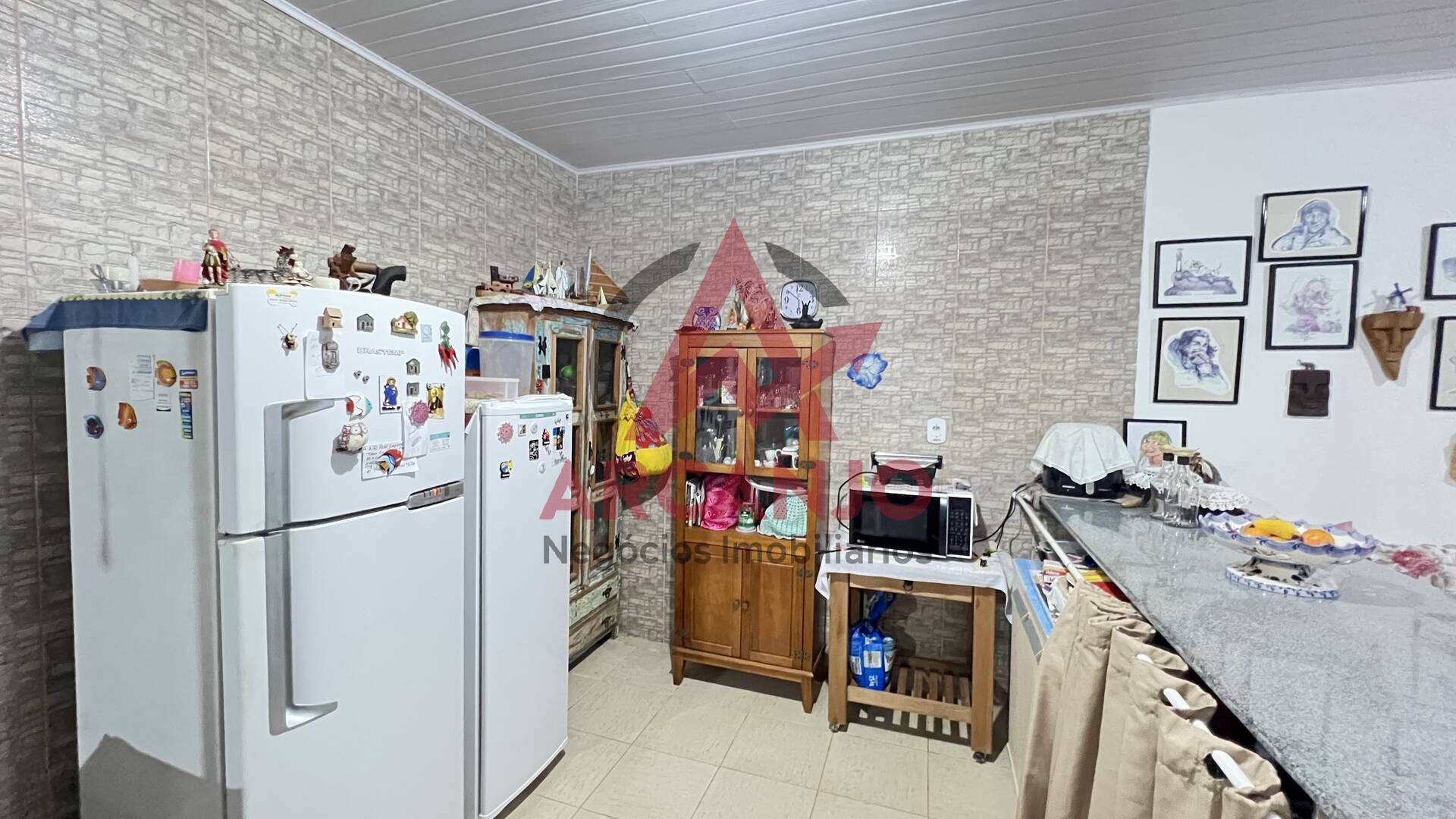 Casa à venda com 2 quartos, 100m² - Foto 9