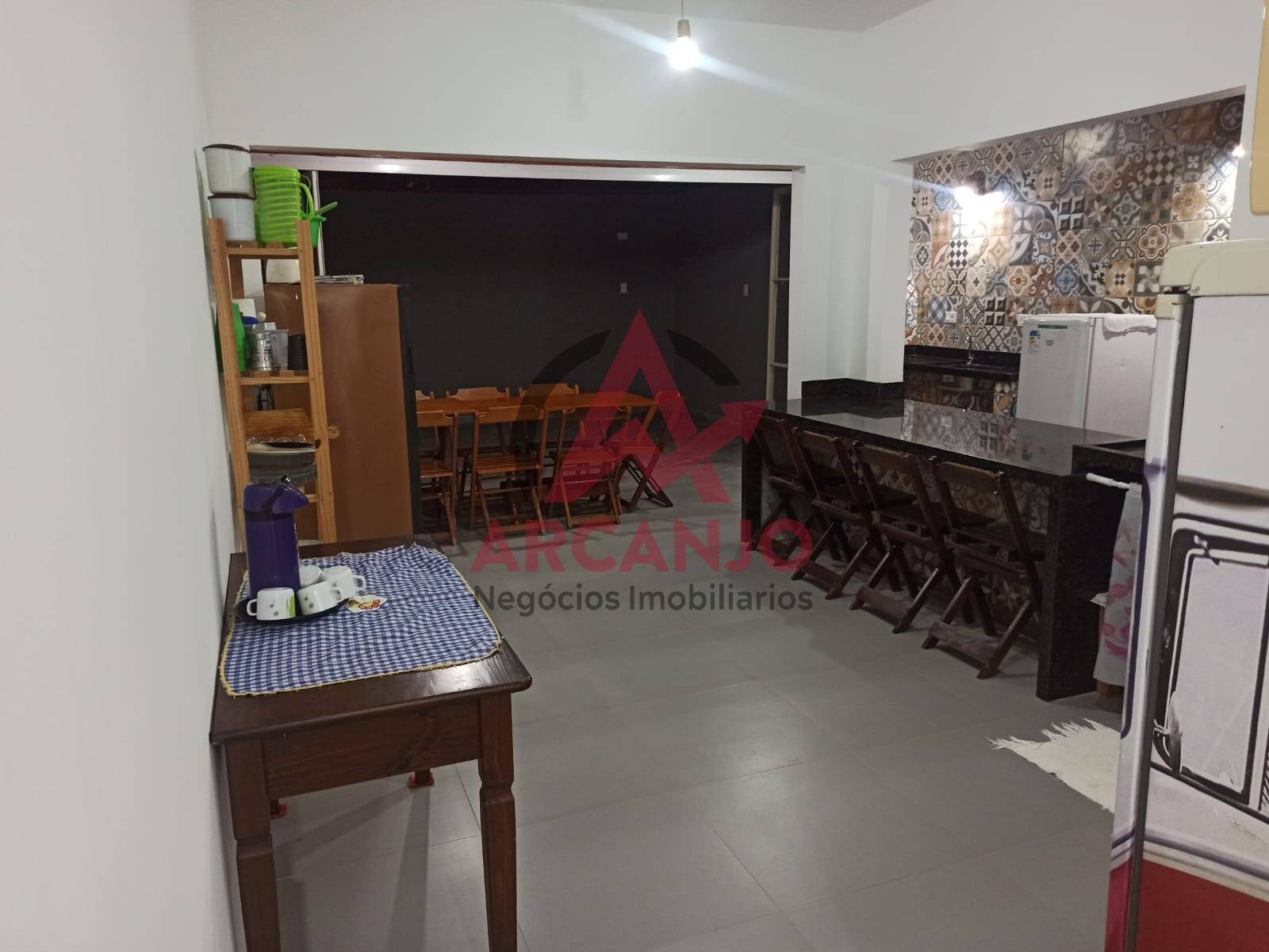 Casa à venda com 3 quartos, 108m² - Foto 5