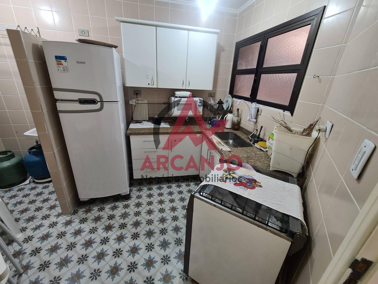 Apartamento para alugar com 2 quartos, 60m² - Foto 11