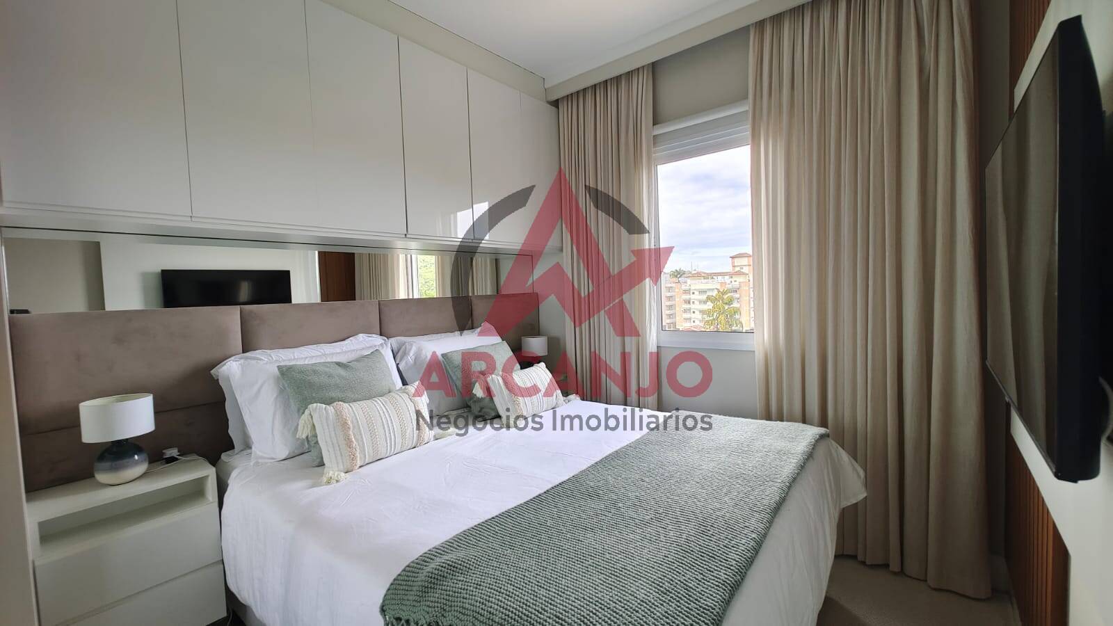 Apartamento à venda com 2 quartos, 65m² - Foto 17