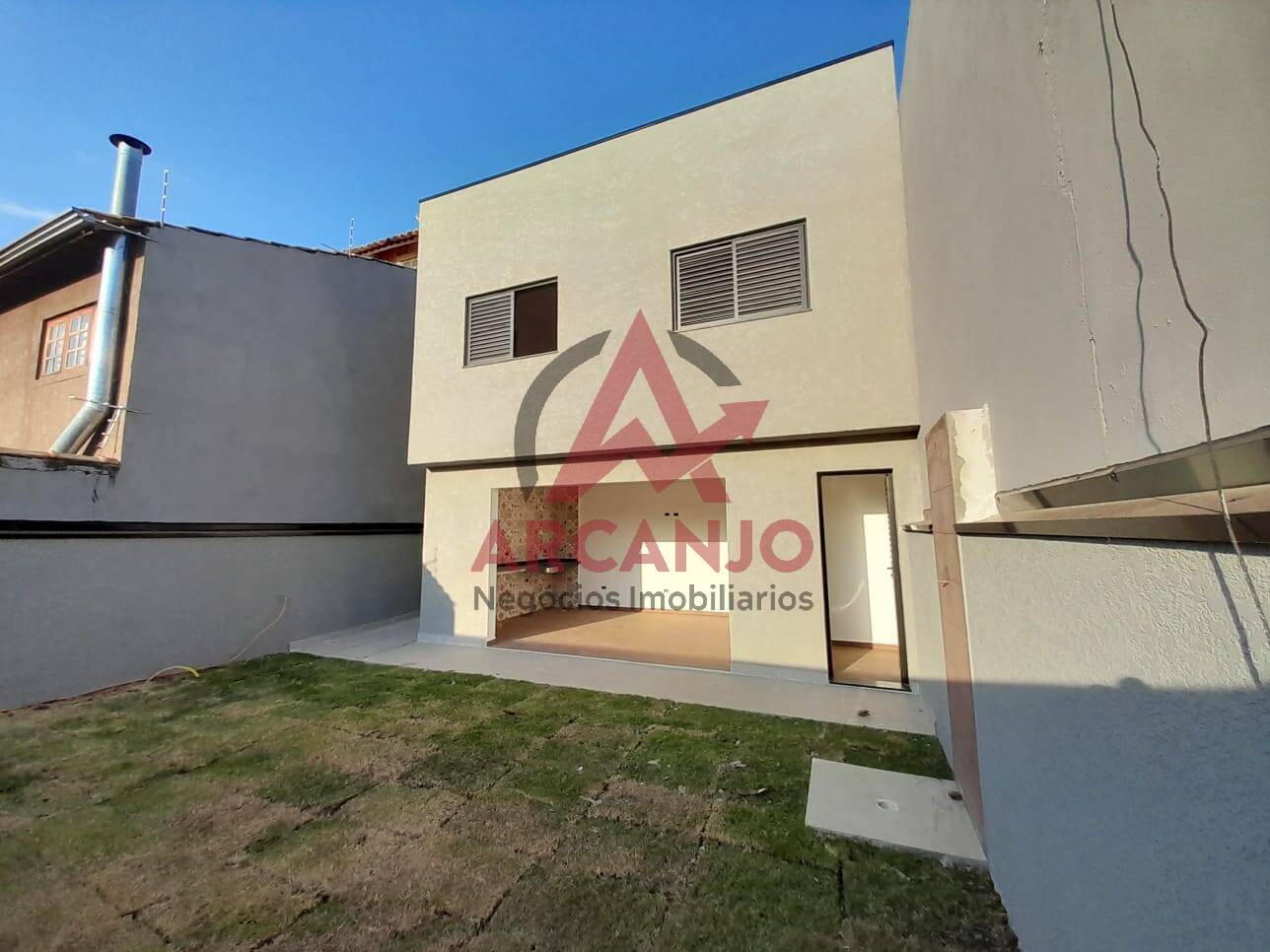 Casa à venda com 3 quartos, 175m² - Foto 3