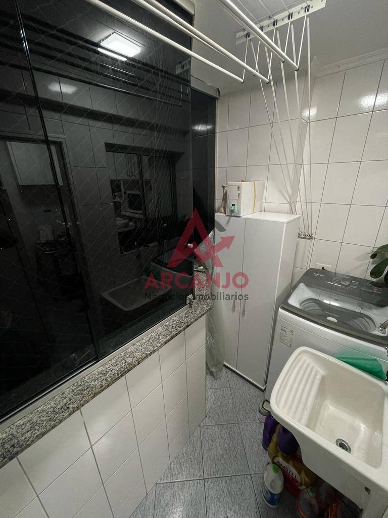 Apartamento à venda com 3 quartos, 74m² - Foto 3