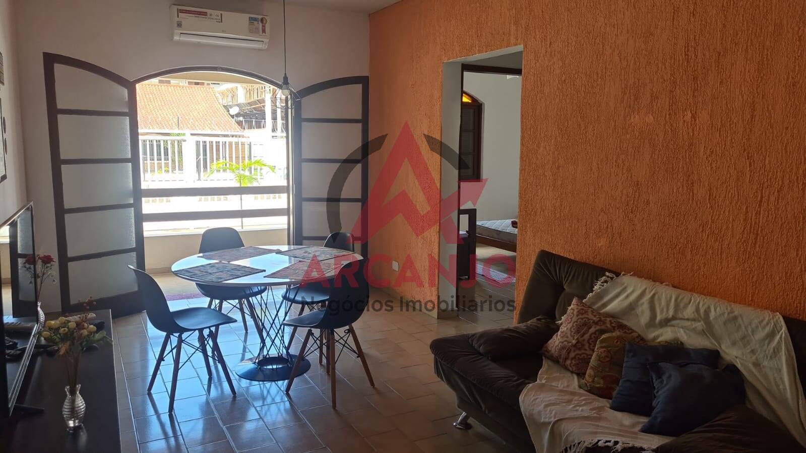 Apartamento à venda com 2 quartos, 118m² - Foto 1