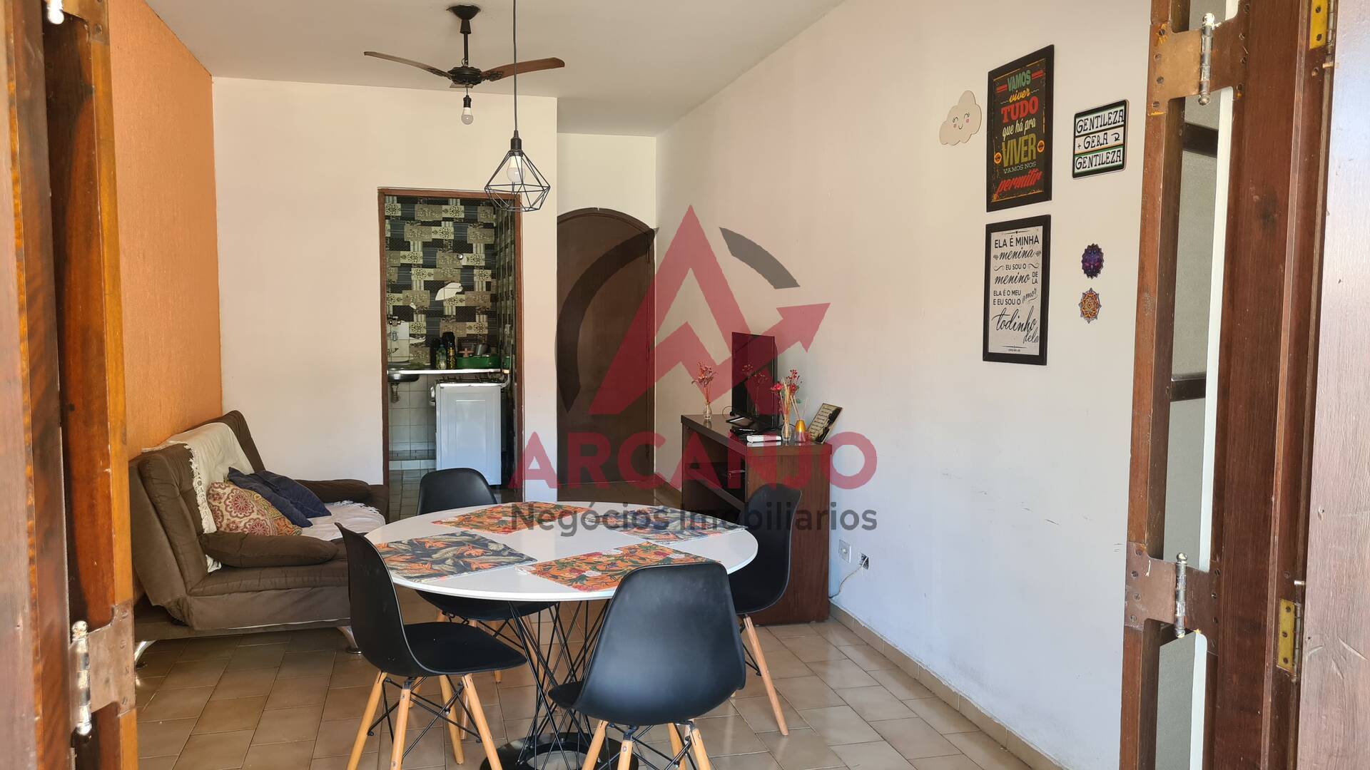 Apartamento à venda com 2 quartos, 118m² - Foto 2