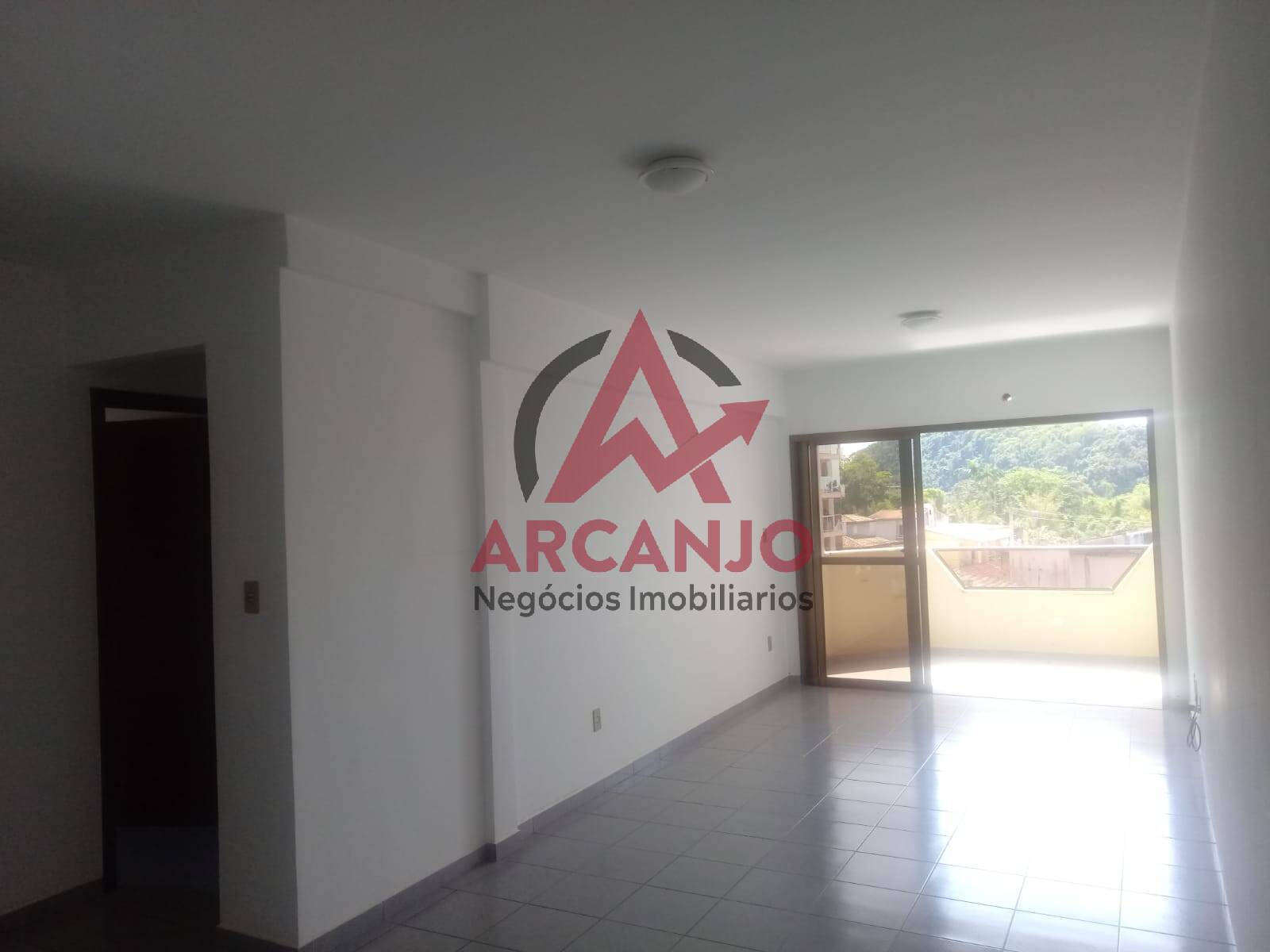 Apartamento à venda com 2 quartos, 85m² - Foto 13