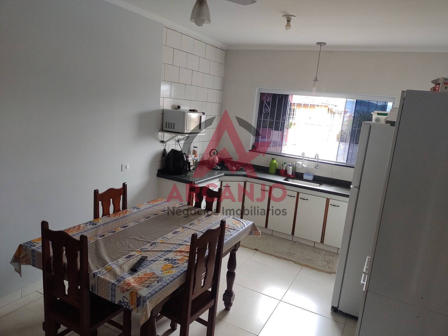 Casa à venda com 3 quartos, 300m² - Foto 9