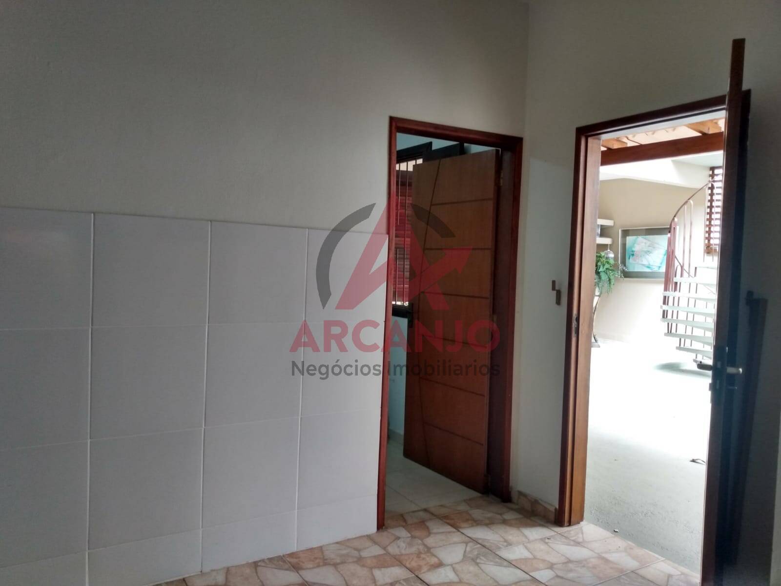 Casa à venda com 11 quartos, 300m² - Foto 31