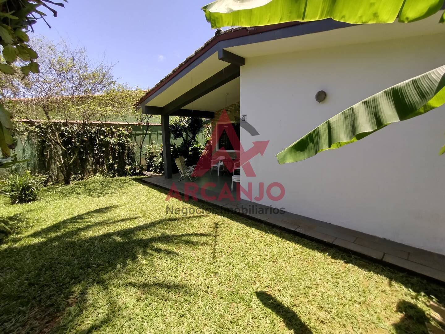 Casa à venda com 3 quartos, 148m² - Foto 4