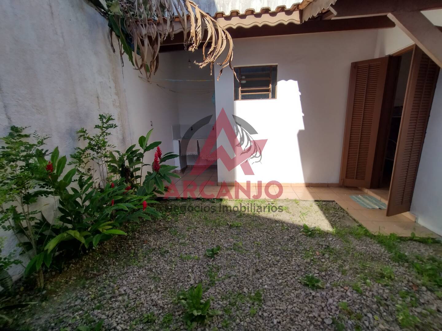 Casa à venda com 4 quartos, 350m² - Foto 25