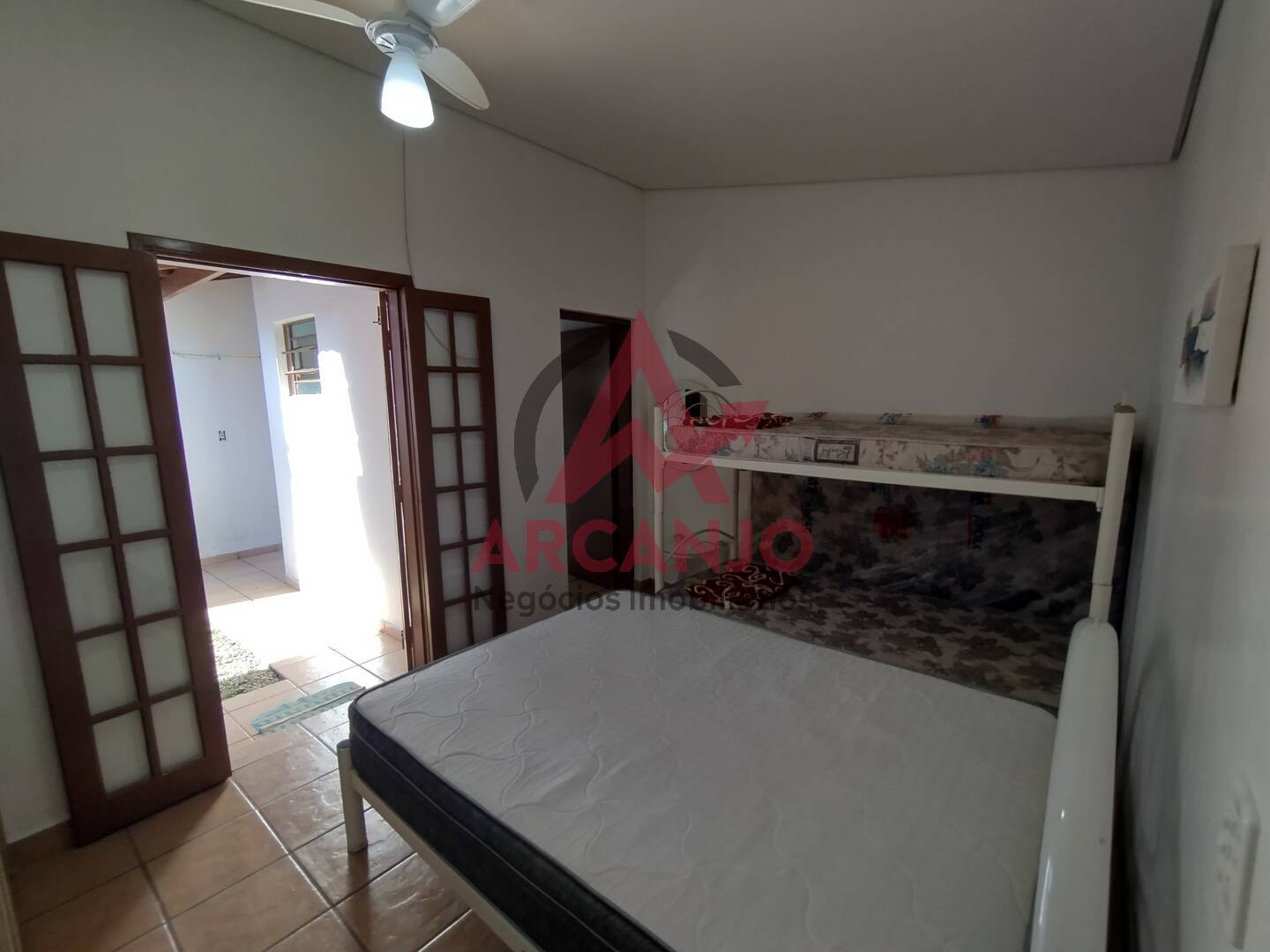 Casa à venda com 4 quartos, 350m² - Foto 30