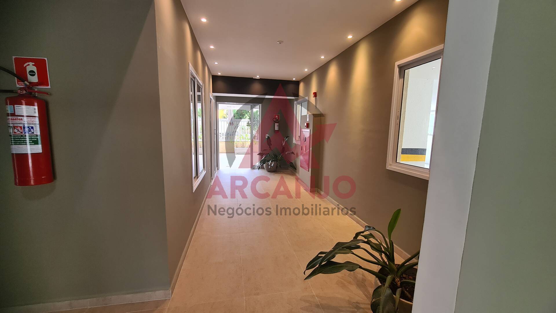 Apartamento à venda com 2 quartos, 90m² - Foto 5