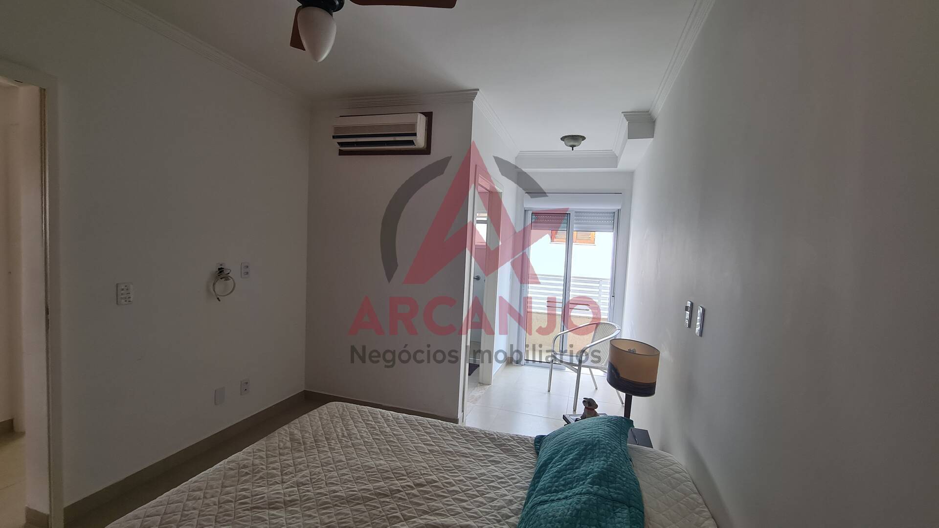 Apartamento à venda com 2 quartos, 90m² - Foto 11