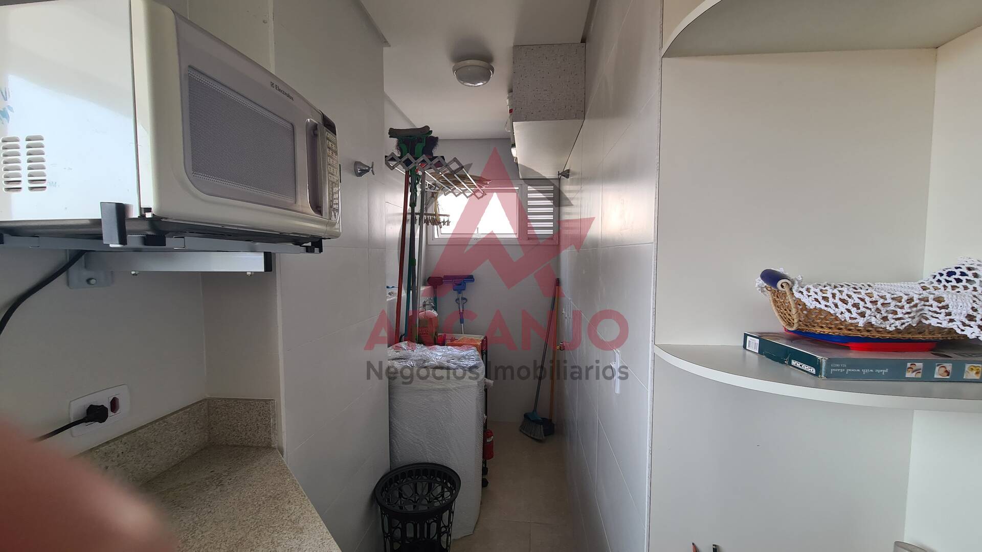 Apartamento à venda com 2 quartos, 90m² - Foto 31