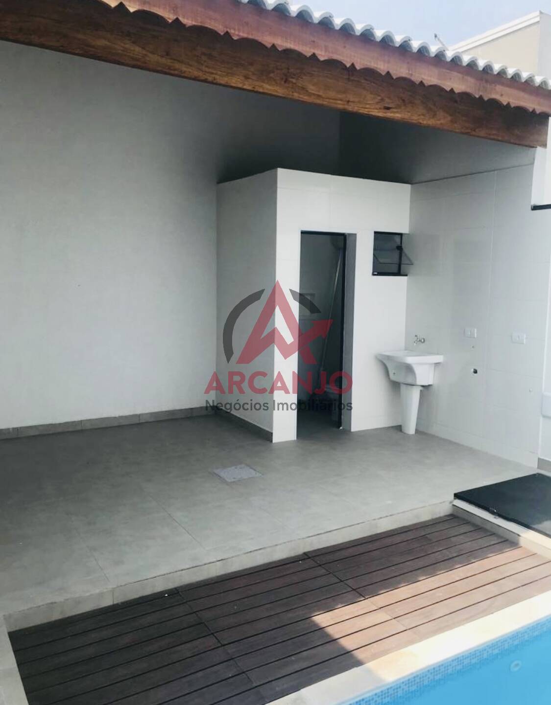 Casa à venda com 3 quartos, 175m² - Foto 2