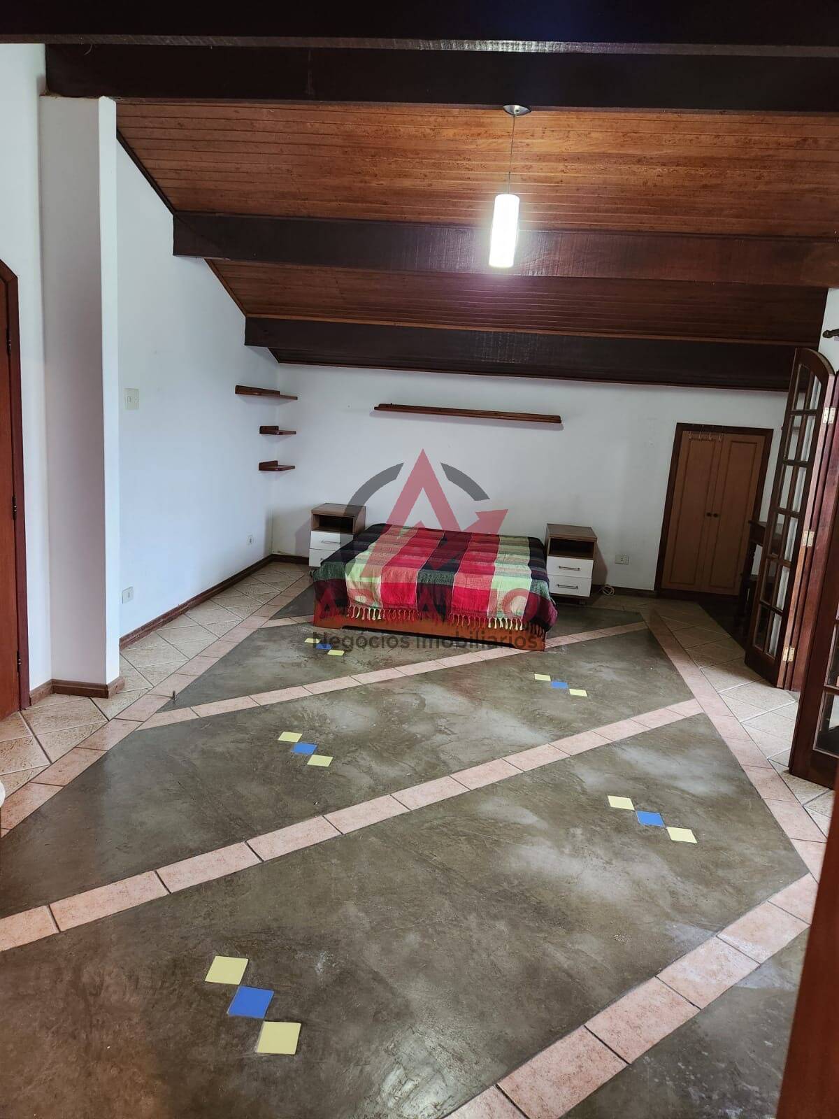 Casa à venda com 5 quartos, 217m² - Foto 22