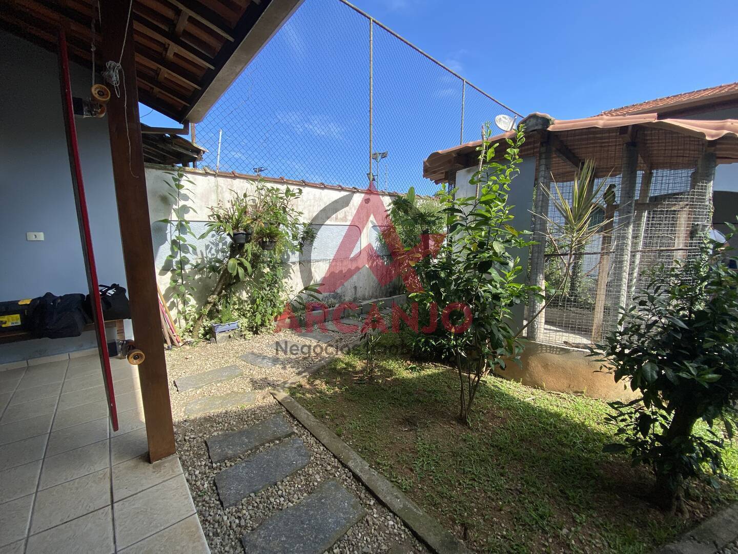 Casa à venda com 5 quartos, 217m² - Foto 55