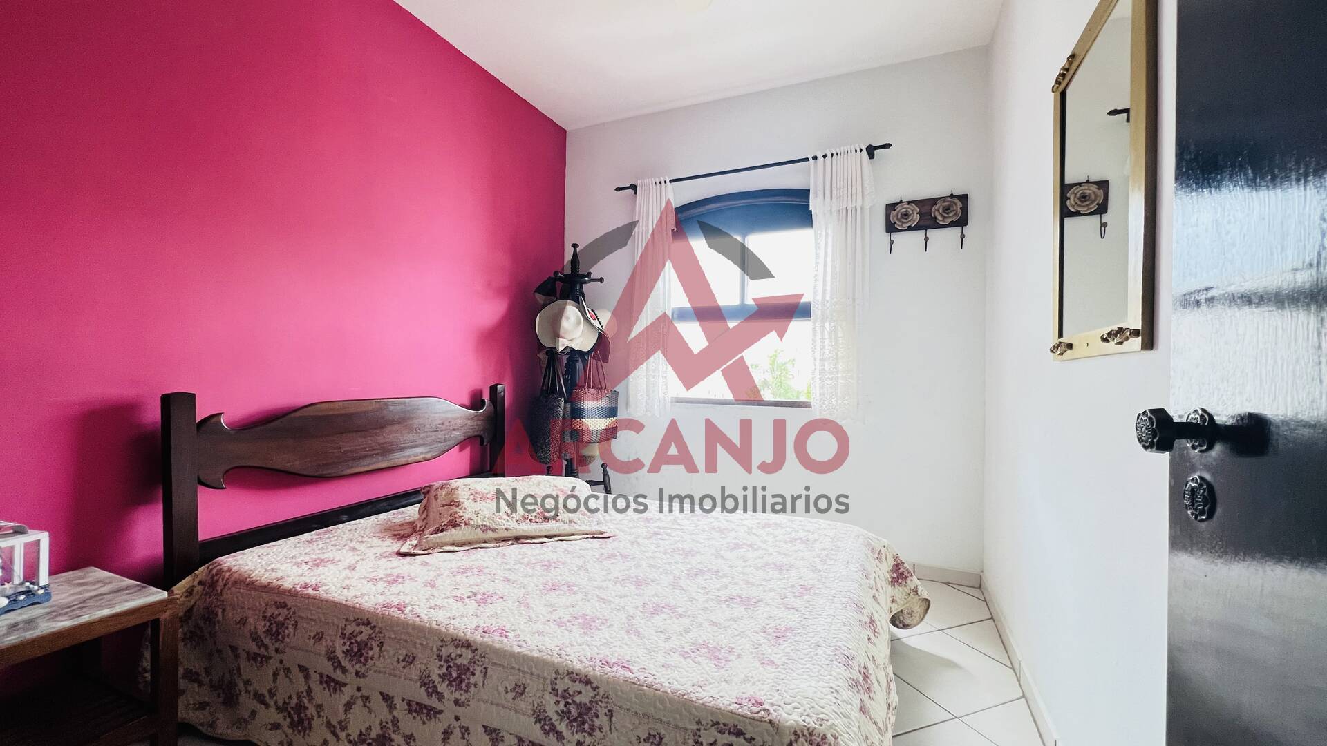 Apartamento à venda com 2 quartos, 70m² - Foto 9