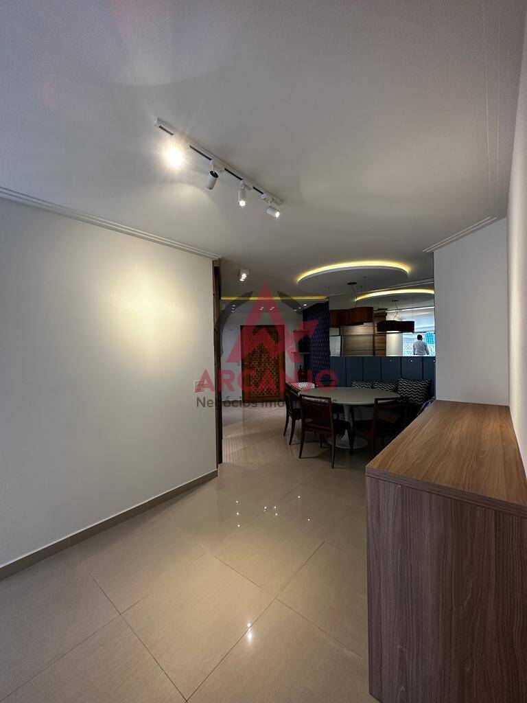 Apartamento à venda com 3 quartos, 137m² - Foto 10