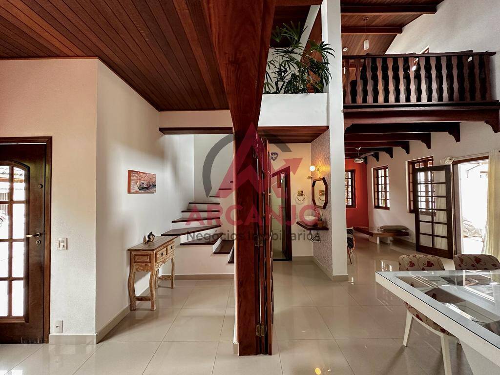 Casa à venda com 4 quartos, 220m² - Foto 6