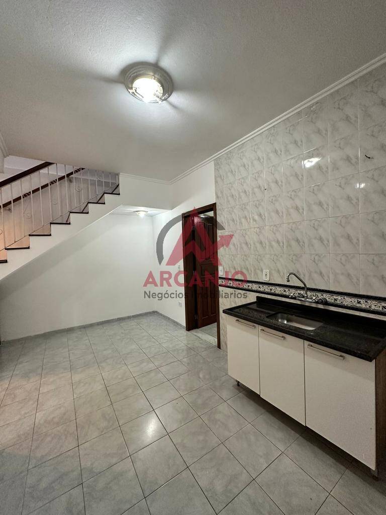 Casa à venda com 4 quartos, 180m² - Foto 5