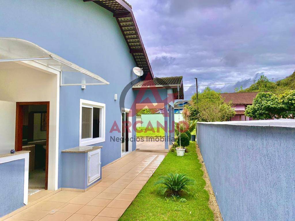 Casa à venda com 3 quartos, 221m² - Foto 5