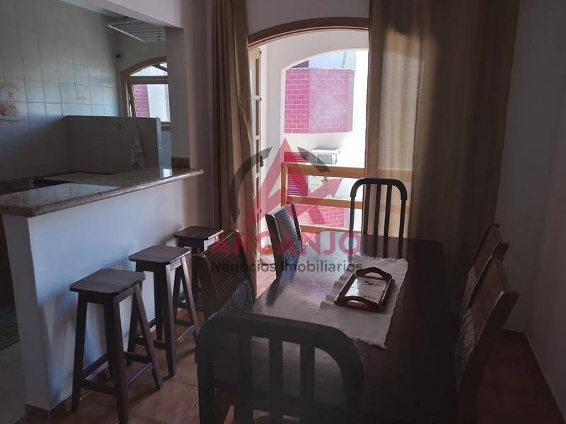 Apartamento à venda com 2 quartos, 64m² - Foto 4