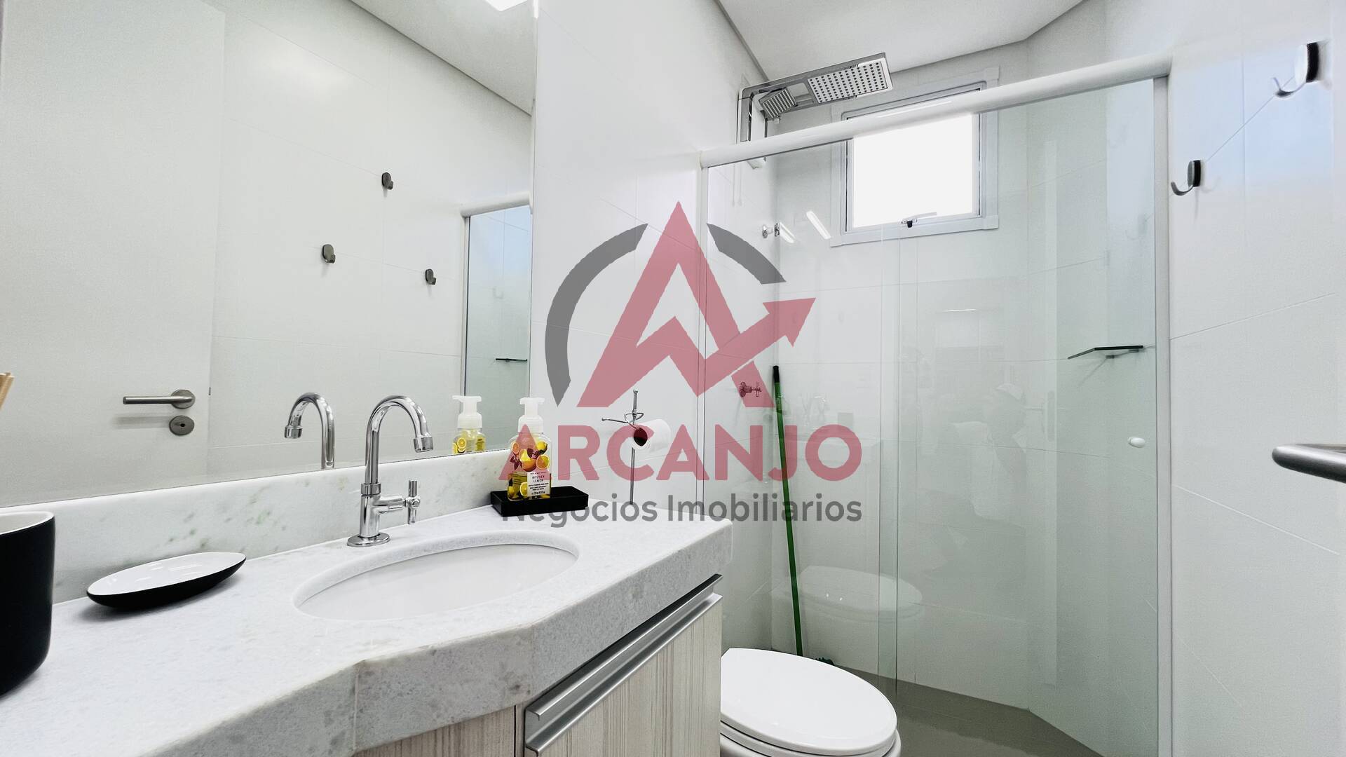 Apartamento à venda com 3 quartos, 113m² - Foto 19