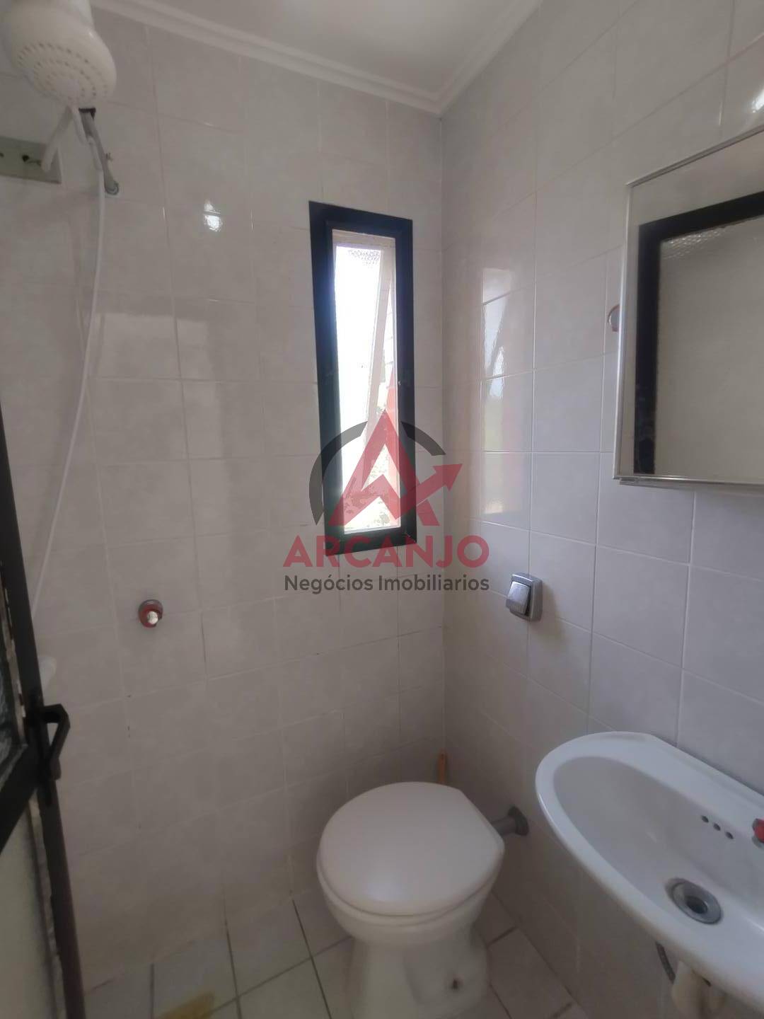 Apartamento à venda com 3 quartos, 180m² - Foto 11