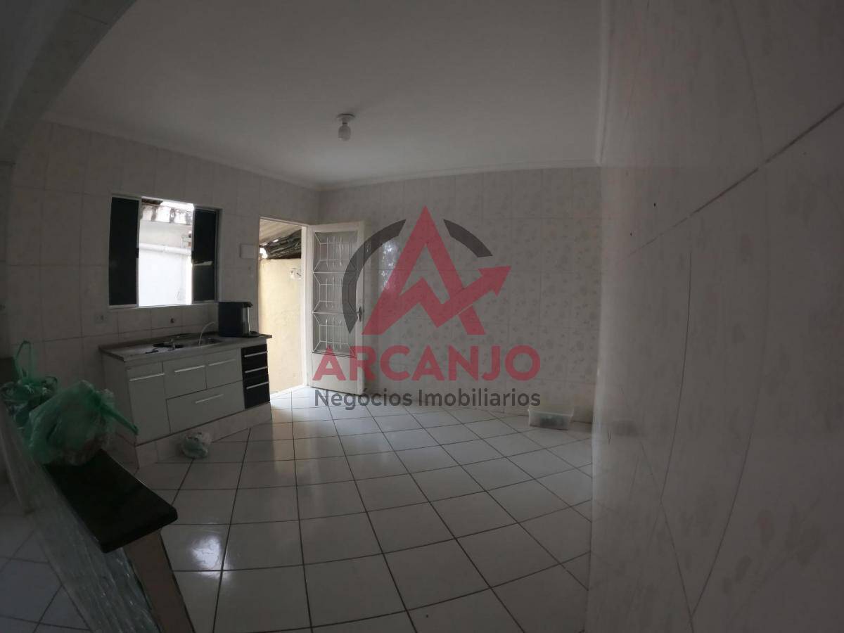 Casa à venda com 3 quartos, 258m² - Foto 18